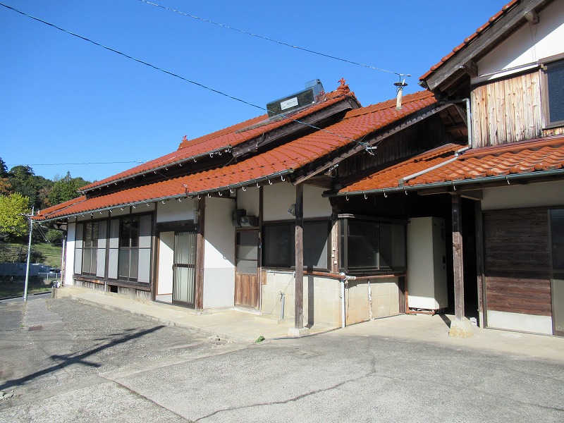 静かな場所にあり、家庭菜園もできる平屋一軒家